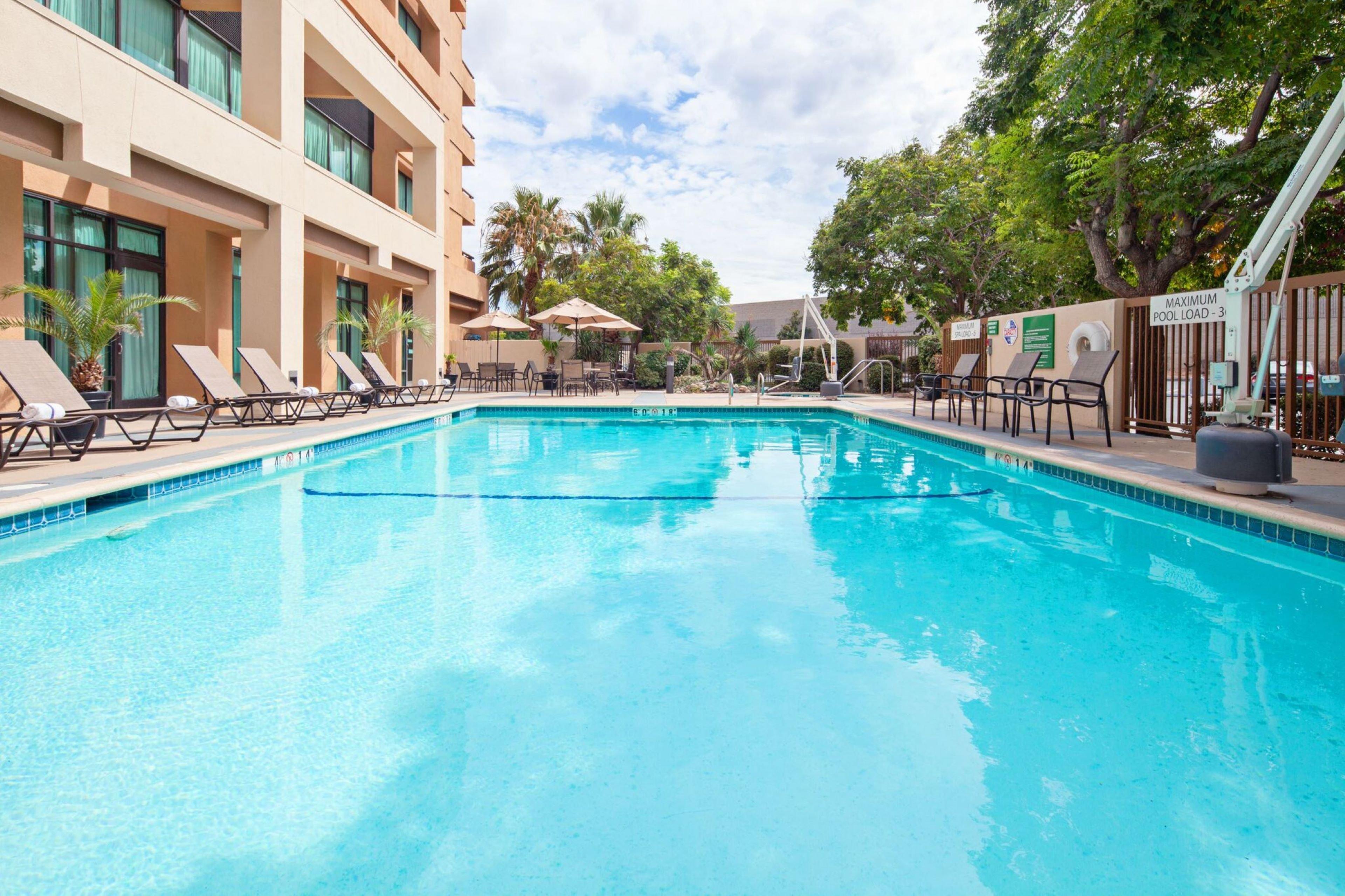 Hampton Inn & Suites Palmdale Eksteriør billede