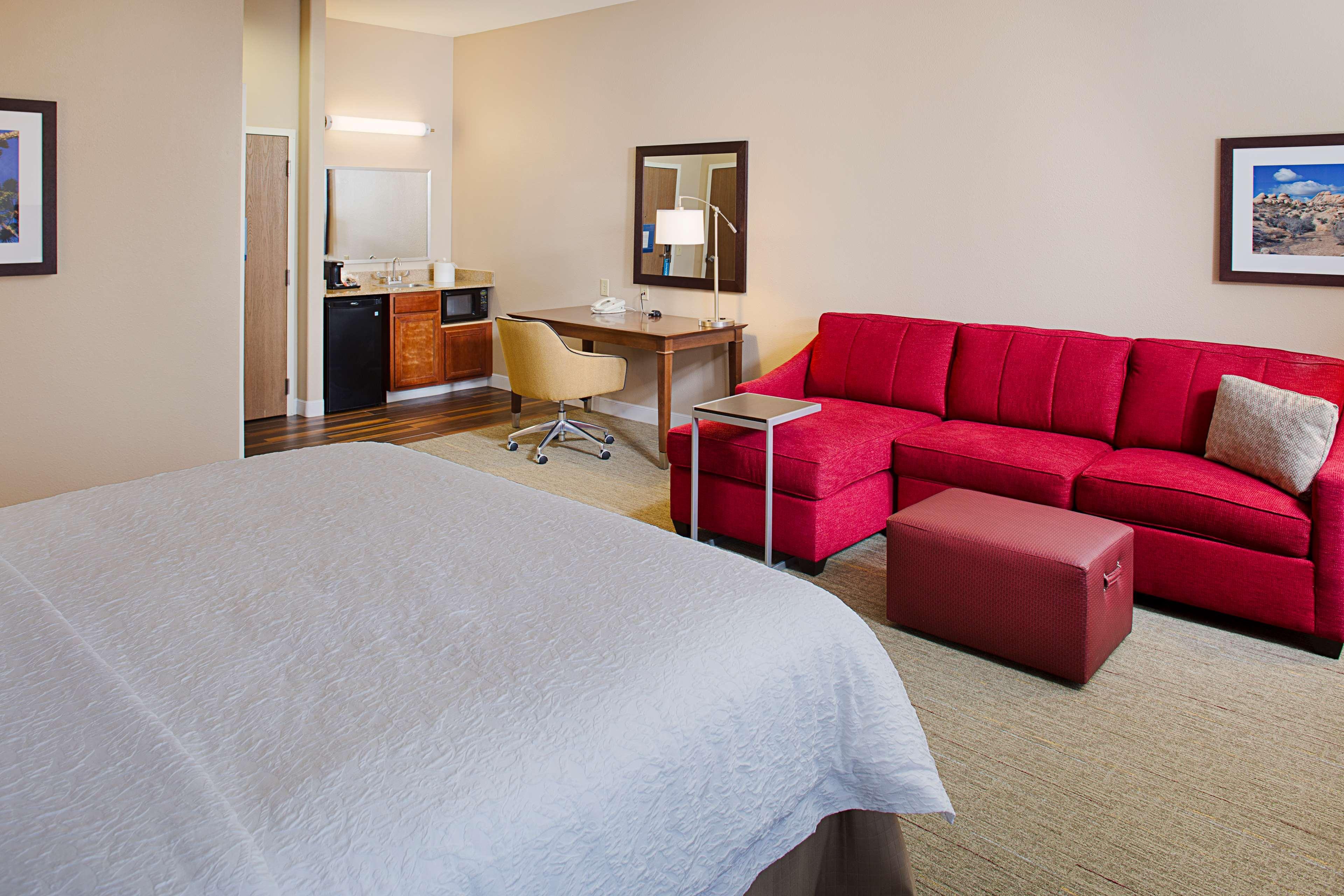 Hampton Inn & Suites Palmdale Eksteriør billede