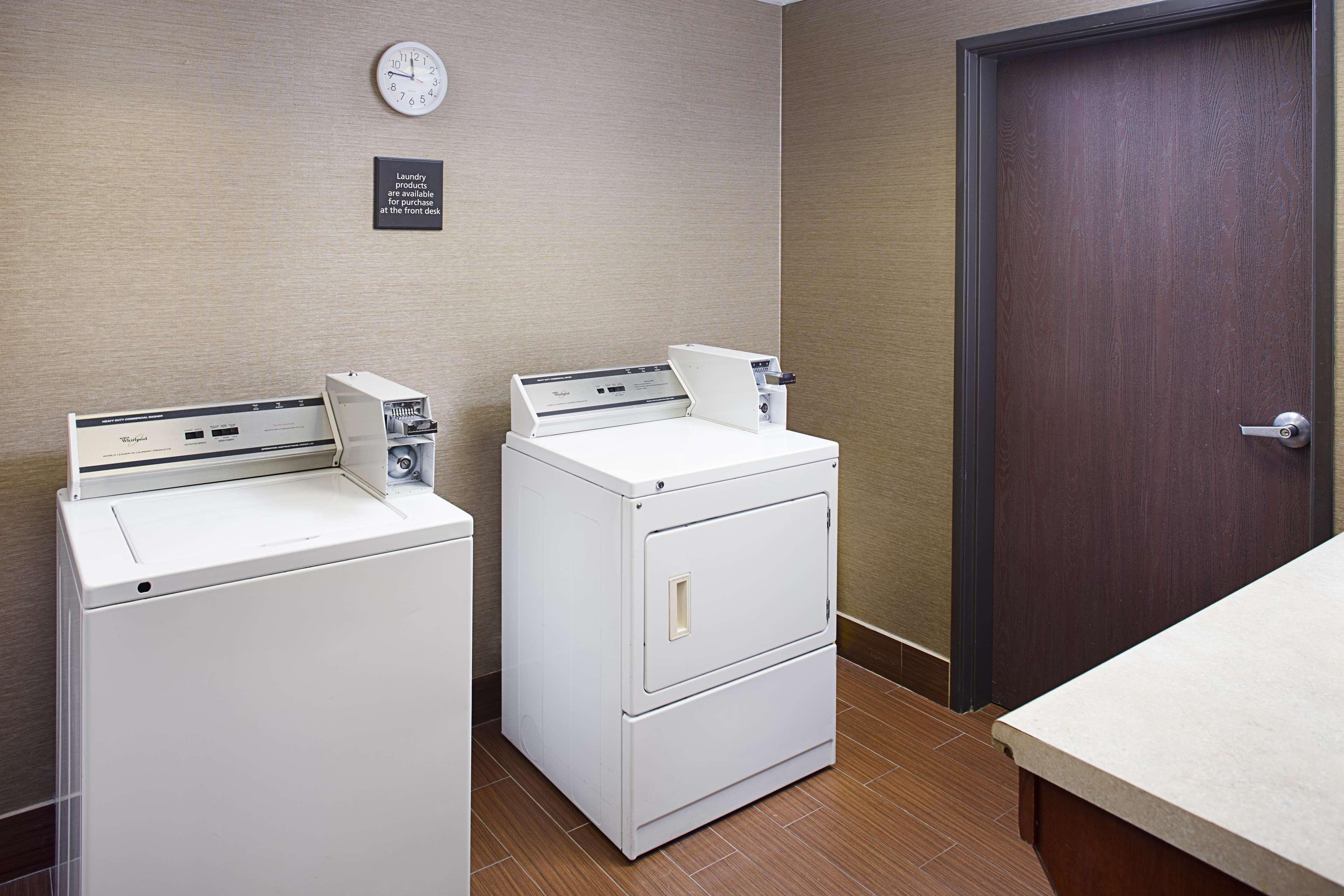 Hampton Inn & Suites Palmdale Eksteriør billede