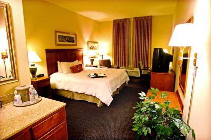 Hampton Inn & Suites Palmdale Værelse billede